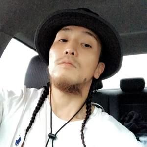 Meet your Posher, Gee